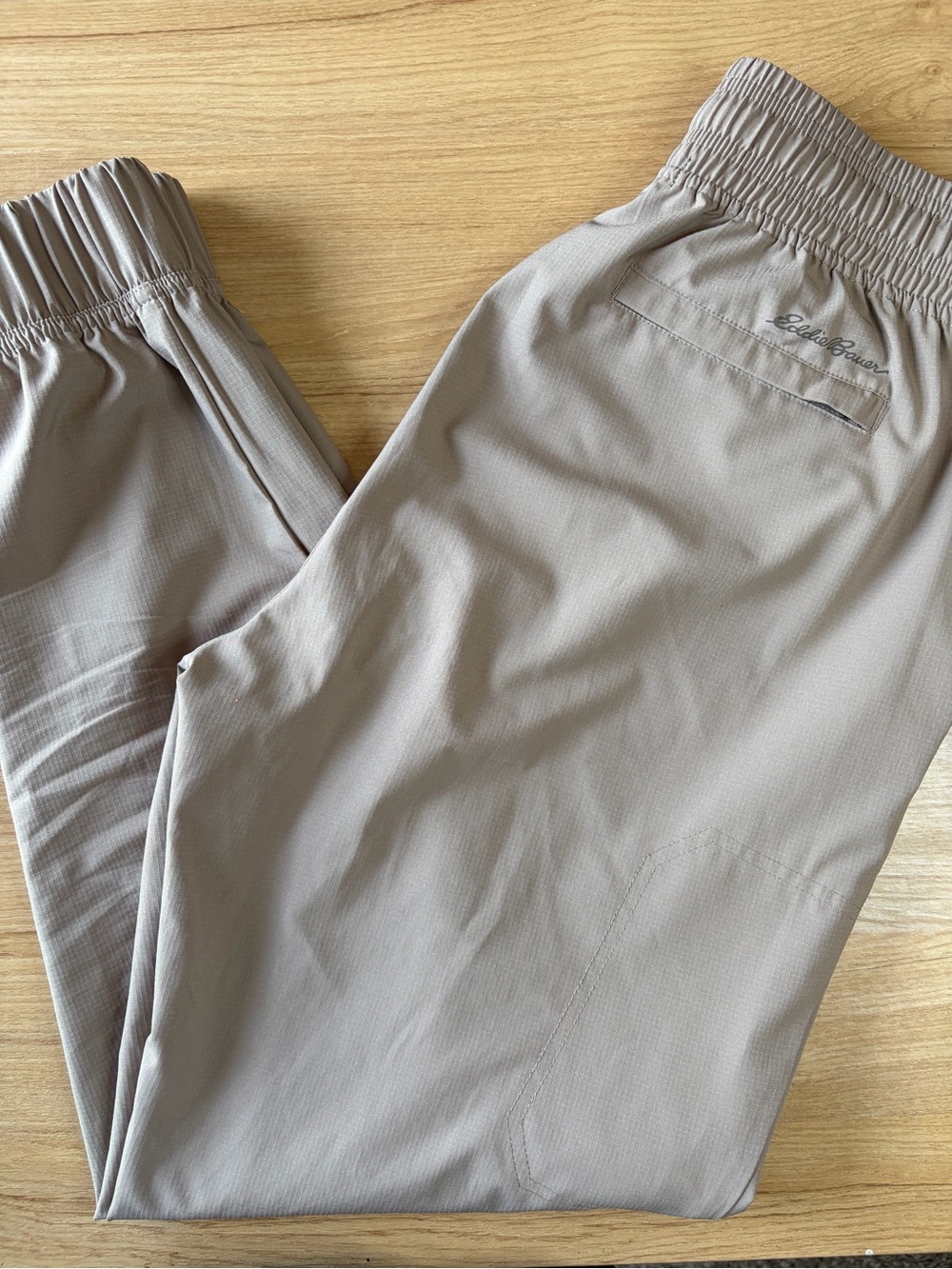 Eddie Bauer Taupe Beige Lightweight Ripstop Joggers Pull On Pants Women Medium
